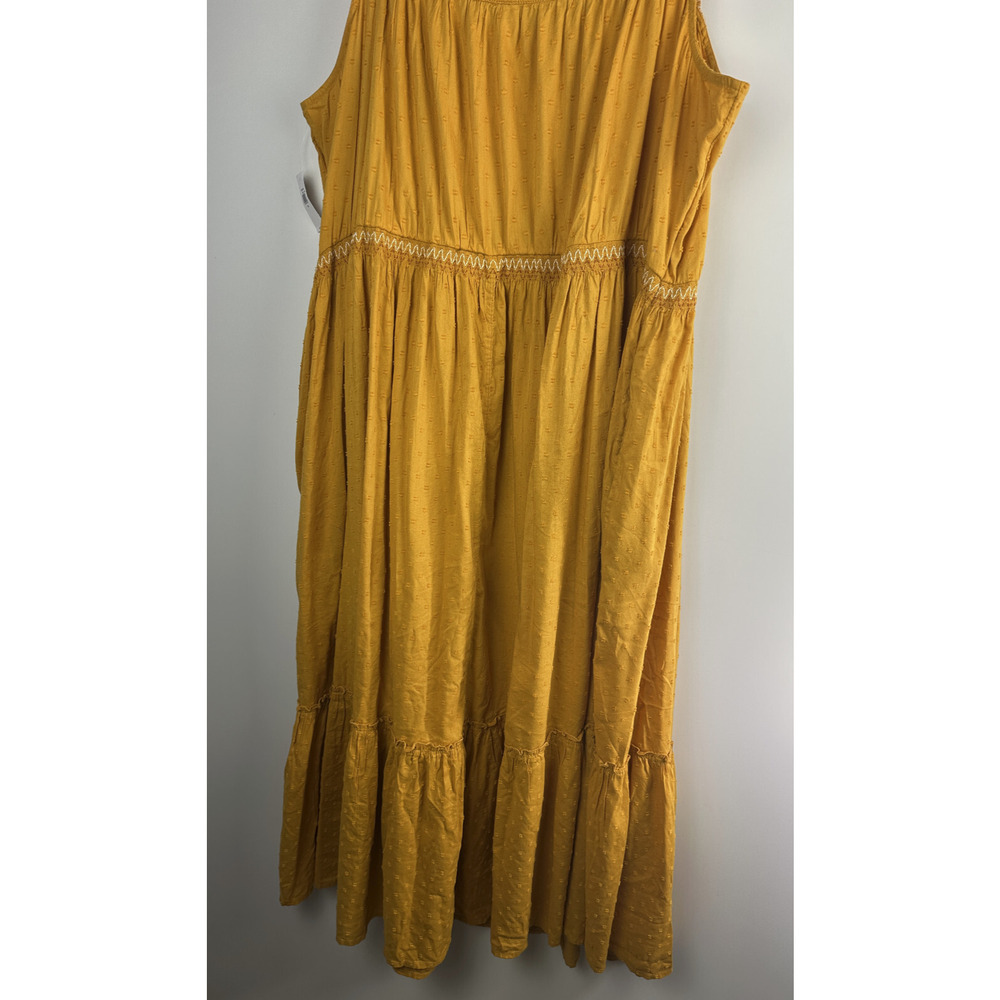 Old Navy Sleeveless Waist Defined Embroidered Clip Dot Maxi Dress Plus Size 3X - Picture 12 of 15